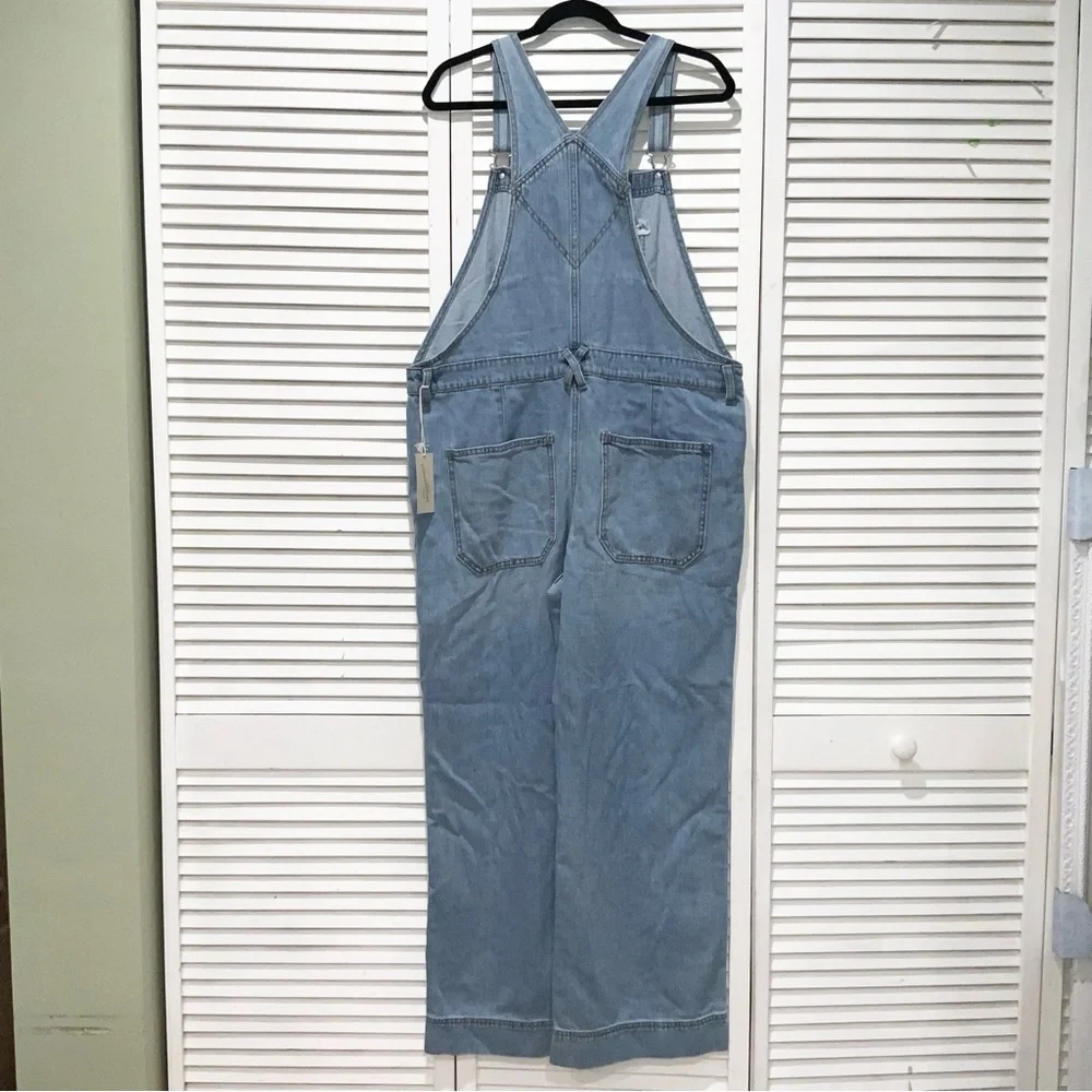 Universal Thread Light Wash Wide Leg Overalls - Picture 4 of 5